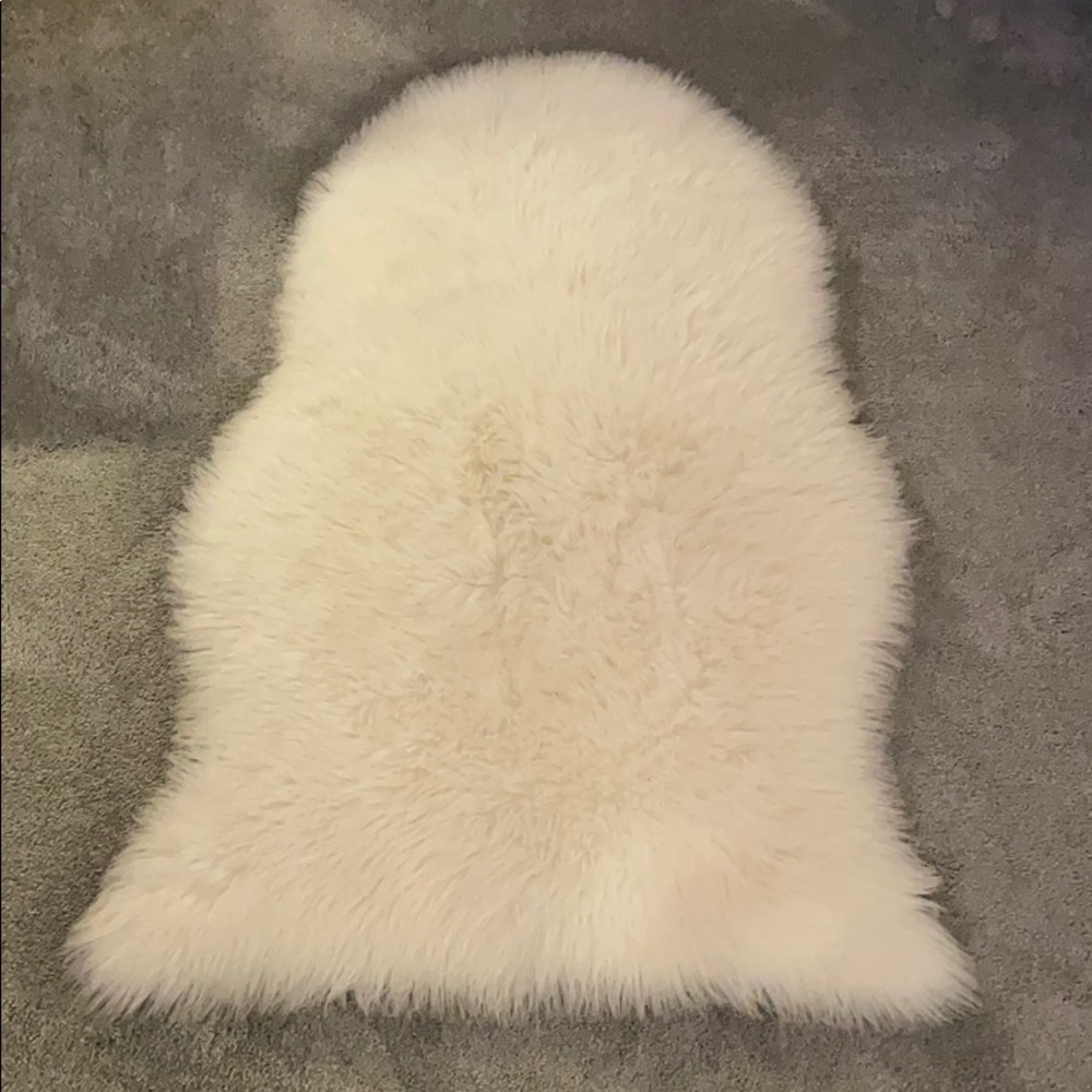 Faux lambskin rug